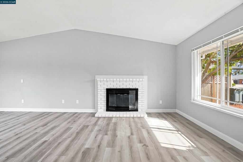 5029 Teakwood Dr Property Photo 8