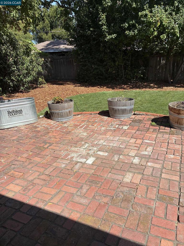 47 Anelda Drive Property Photo 3