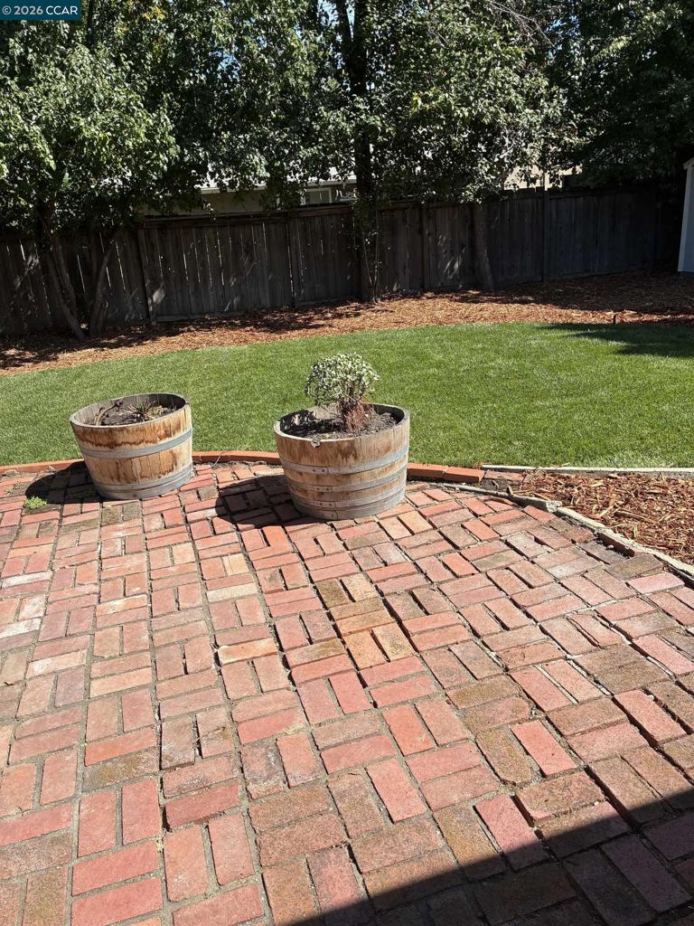 47 Anelda Drive Property Photo 4