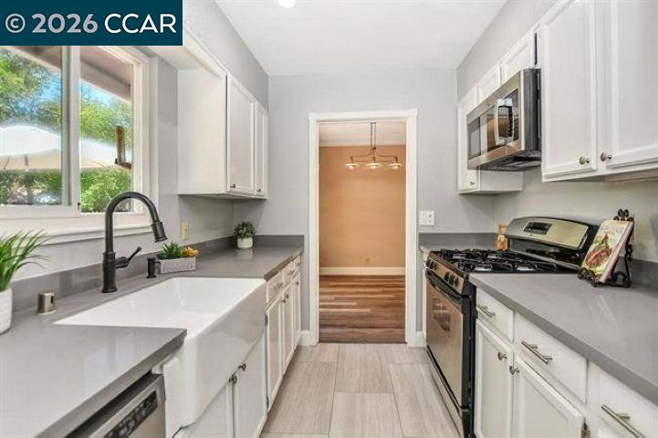 47 Anelda Drive Property Photo 8
