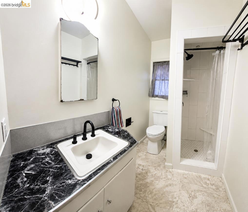 1203 D St Property Photo 14