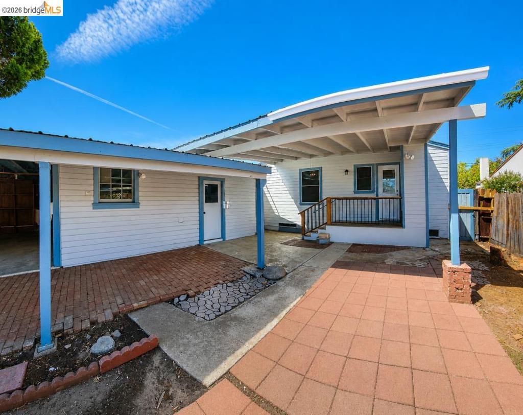 1203 D St Property Photo 17