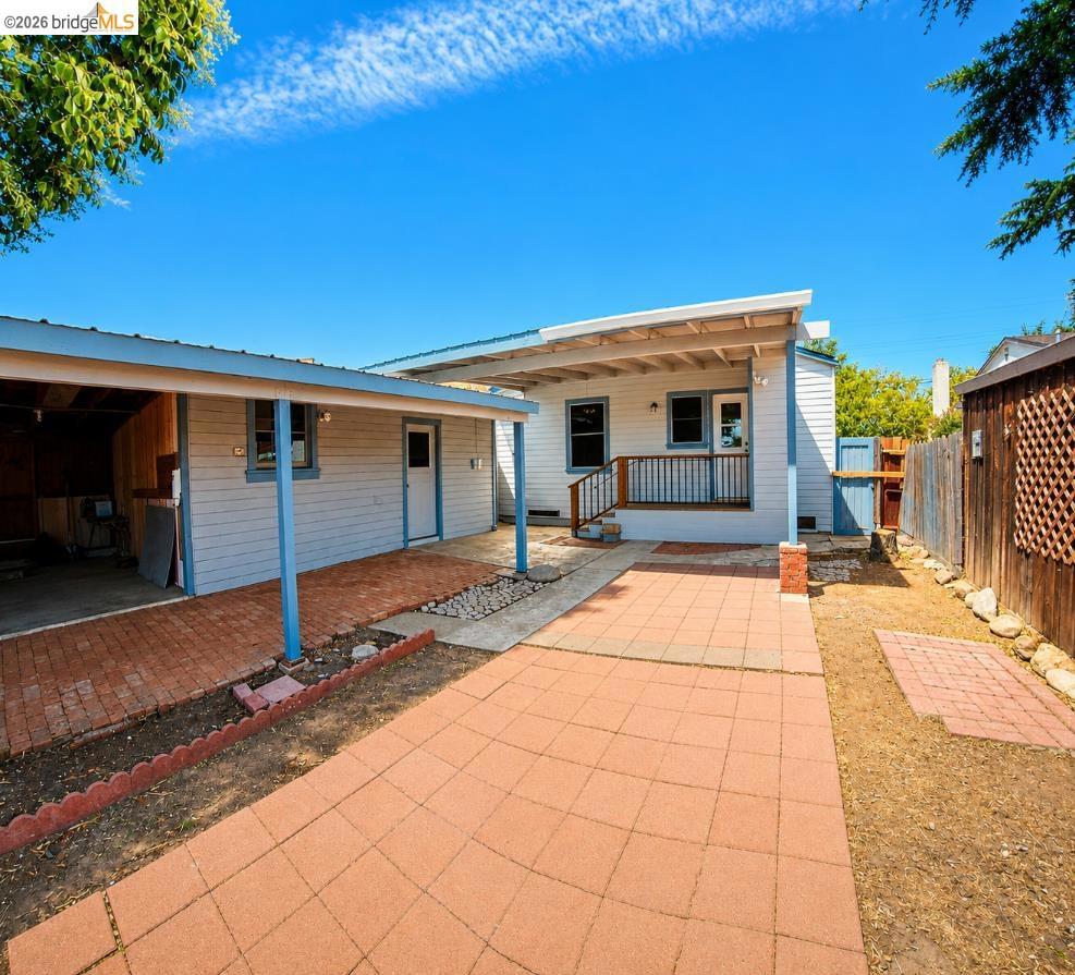 1203 D St Property Photo 18