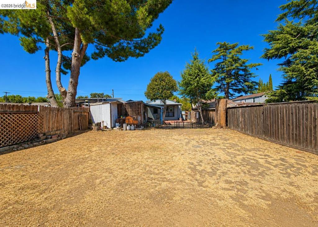 1203 D St Property Photo 20