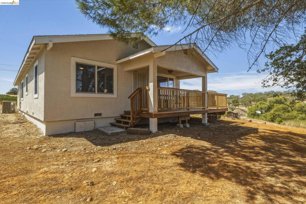 12022 La Grange Rd Property Photo 1