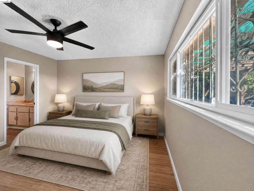 909 Mini Dr Property Photo 7