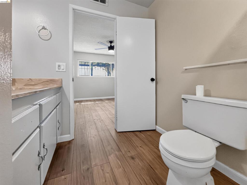 909 Mini Dr Property Photo 10