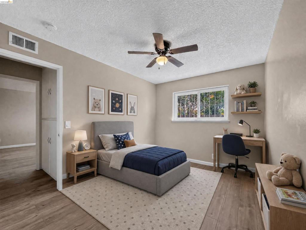 909 Mini Dr Property Photo 12