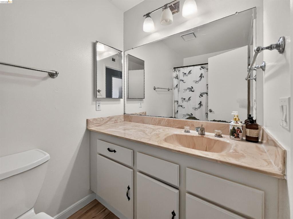 909 Mini Dr Property Photo 13