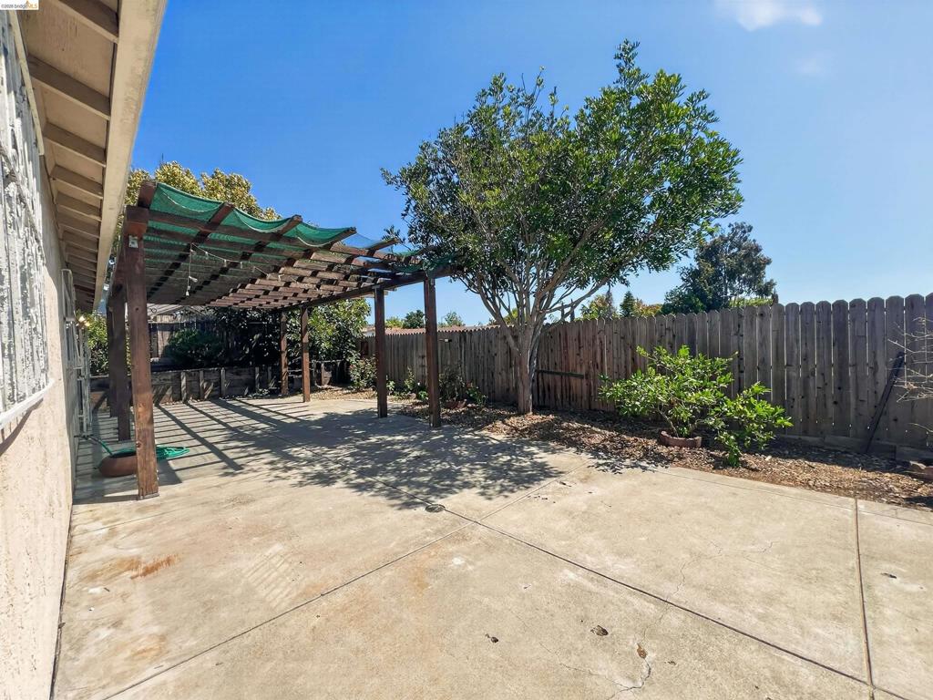909 Mini Dr Property Photo 18