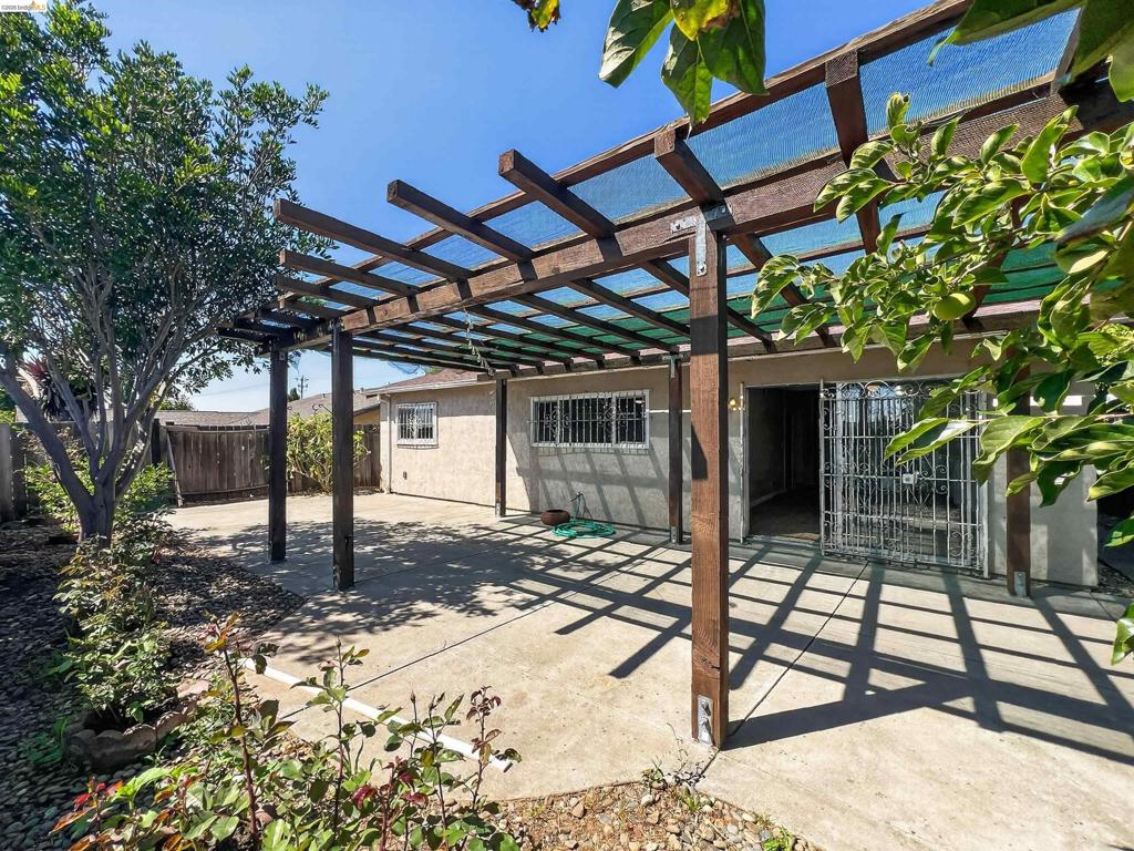 909 Mini Dr Property Photo 21