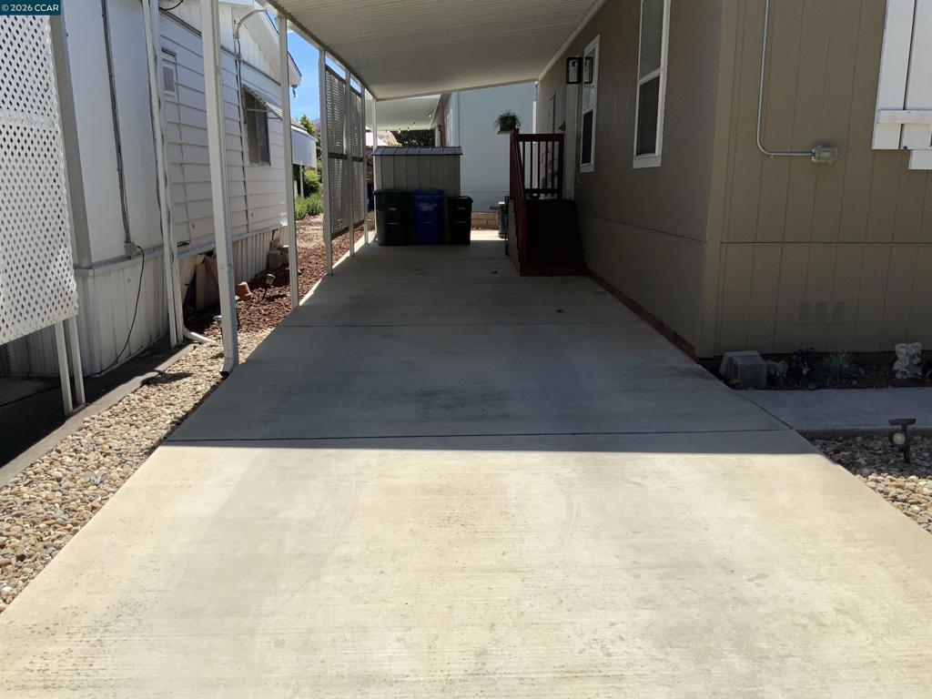 174 Sunset Way Property Photo 3