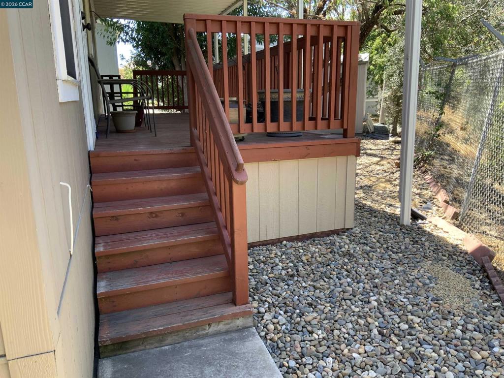 174 Sunset Way Property Photo 16