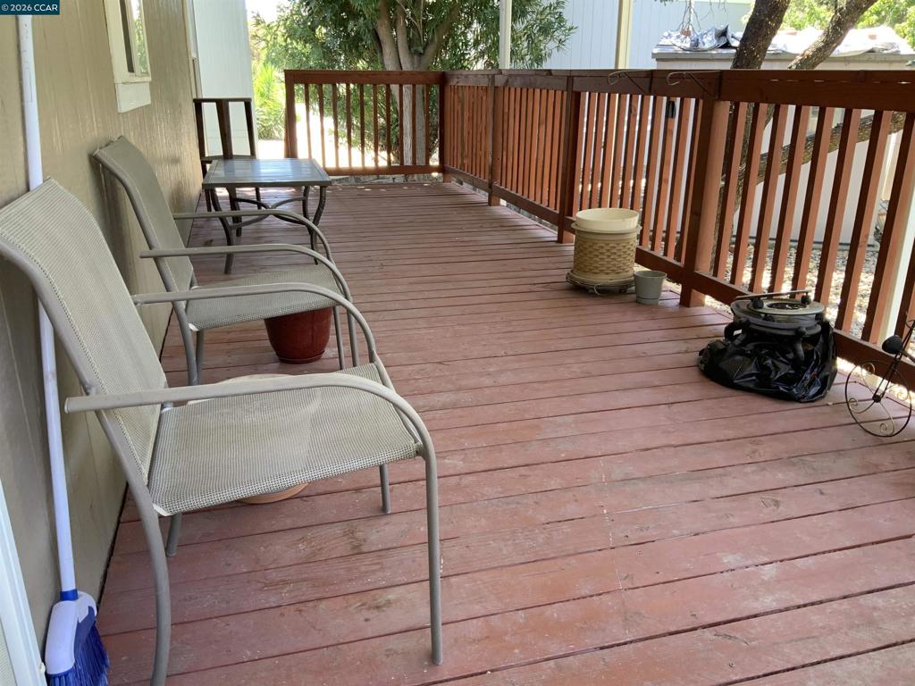 174 Sunset Way Property Photo 17