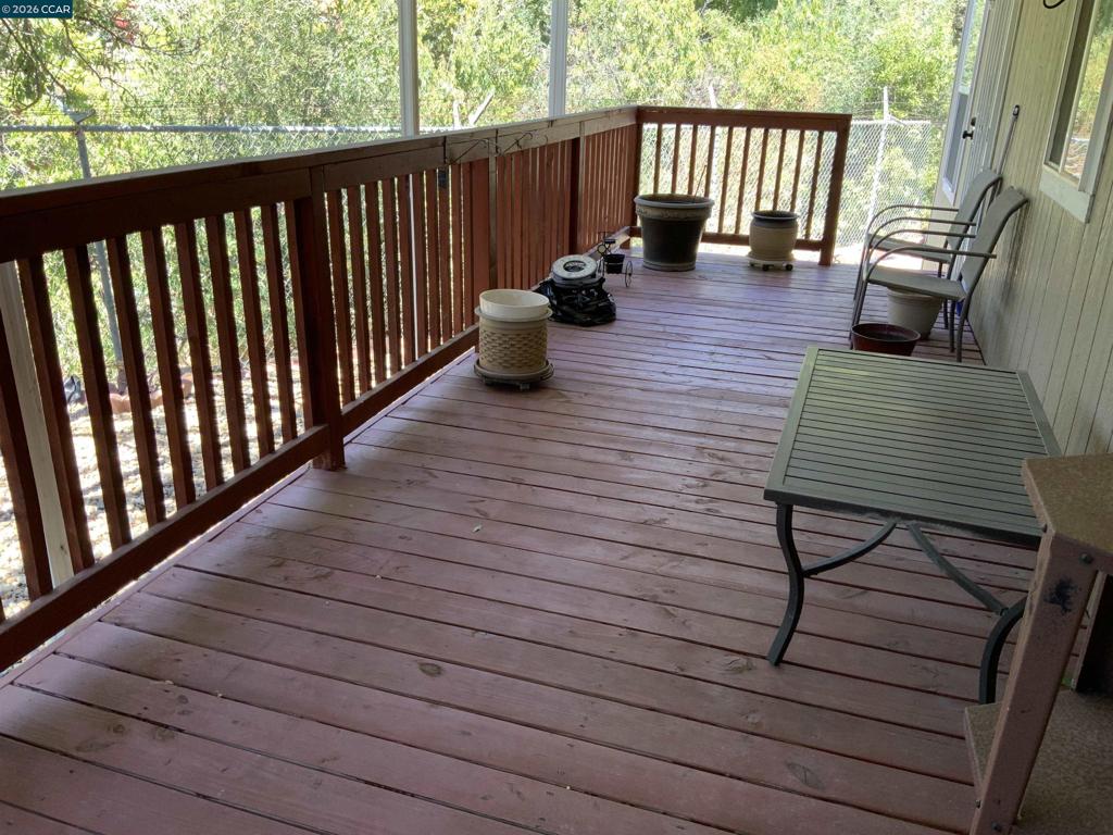 174 Sunset Way Property Photo 18