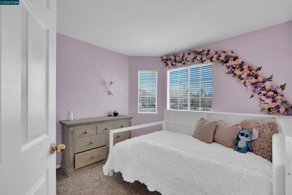 400 Devon Ct Property Photo 12