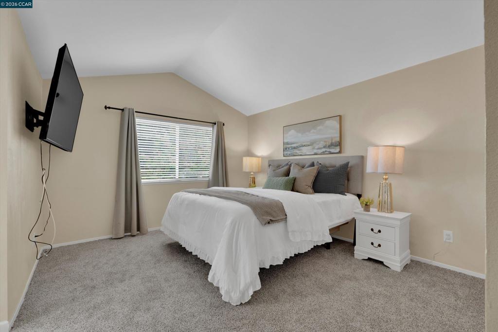 400 Devon Ct Property Photo 17