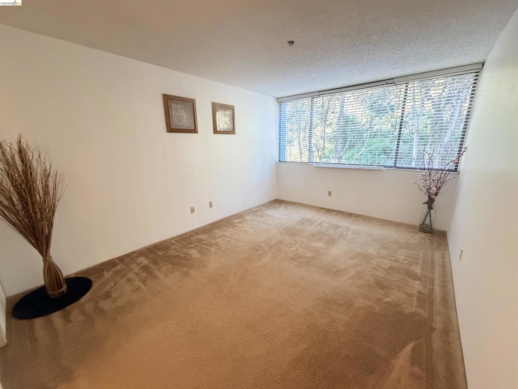 555 Pierce St 1021 Property Photo 24