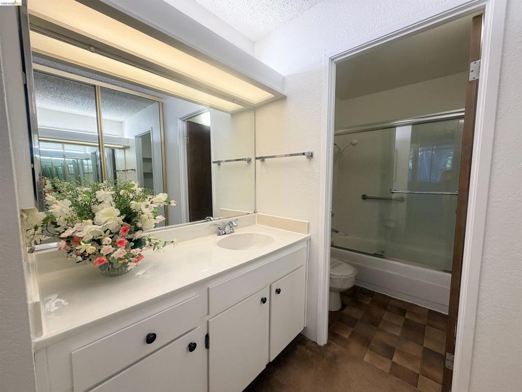 555 Pierce St 1021 Property Photo 26