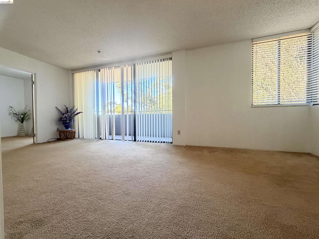 555 Pierce St 1021 Property Photo 29