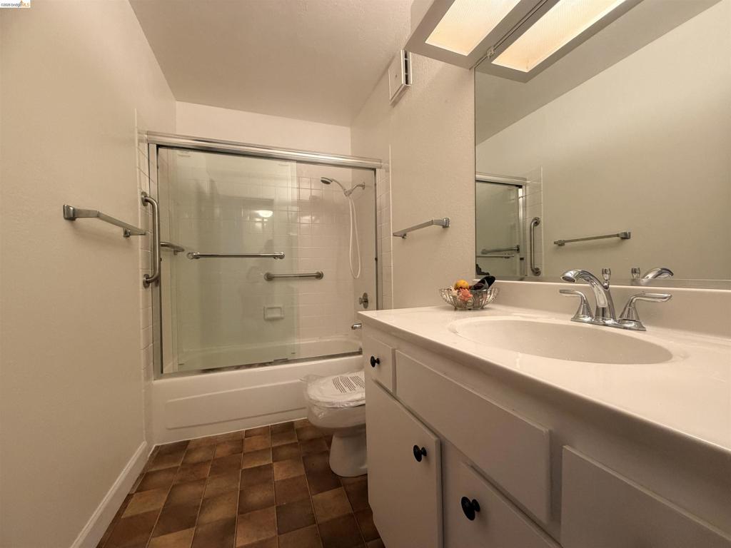 555 Pierce St 1021 Property Photo 33