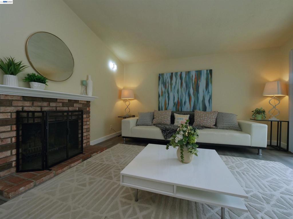 20 Yale Ct Property Photo 45