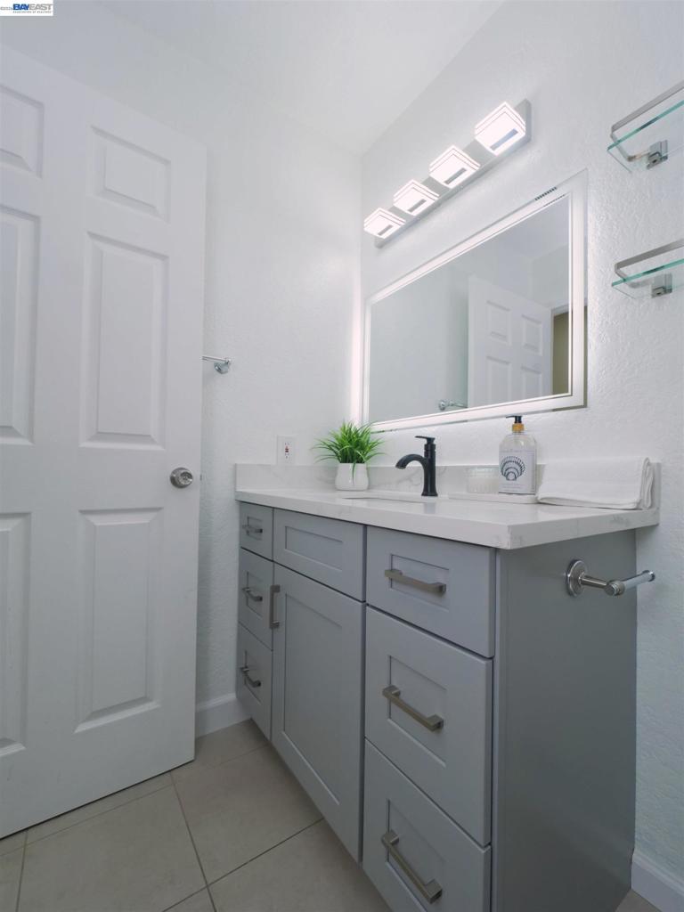 20 Yale Ct Property Photo 75