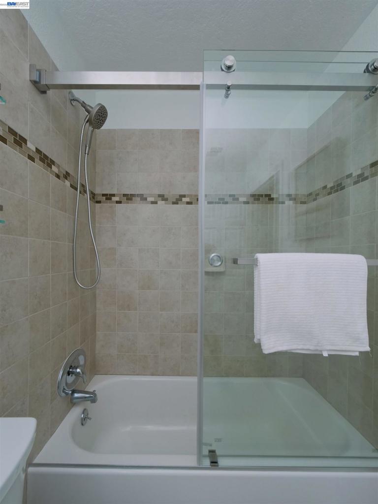 20 Yale Ct Property Photo 79