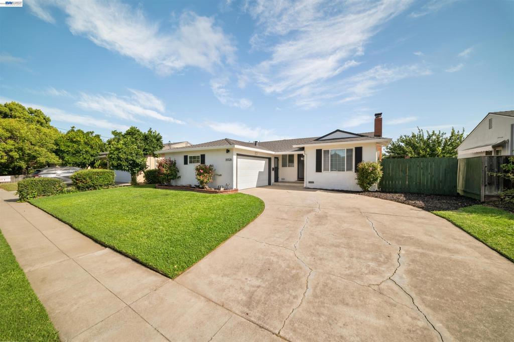 35526 Cabrillo Dr Property Photo 2