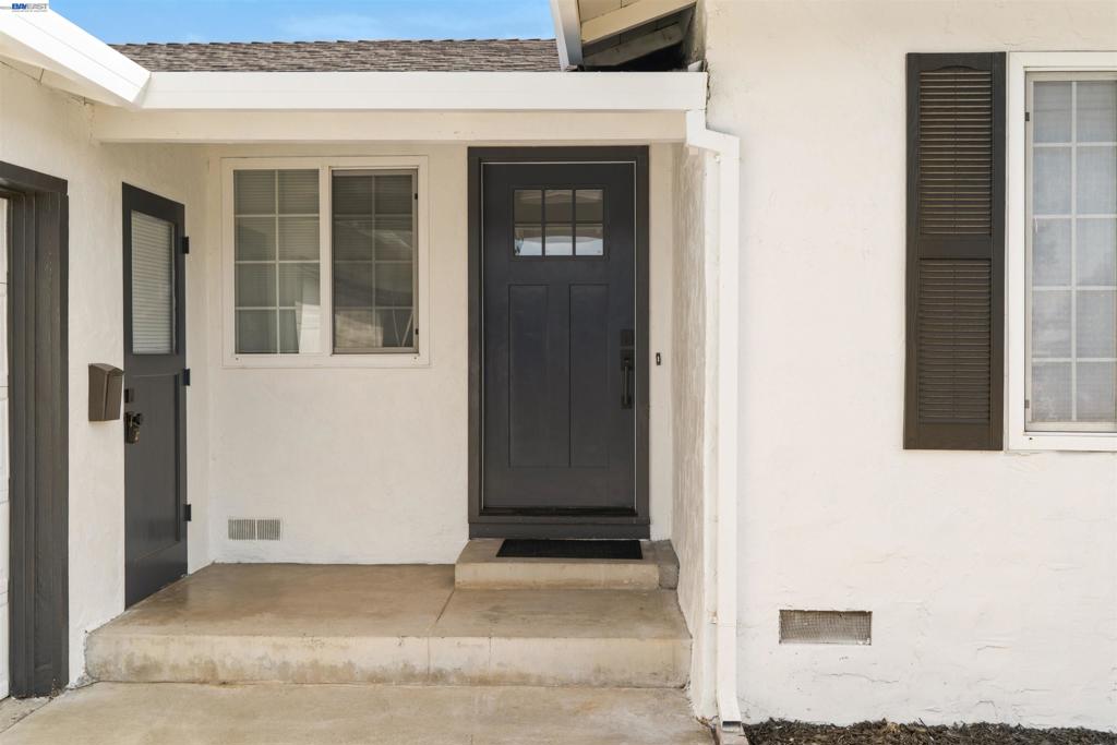 35526 Cabrillo Dr Property Photo 7