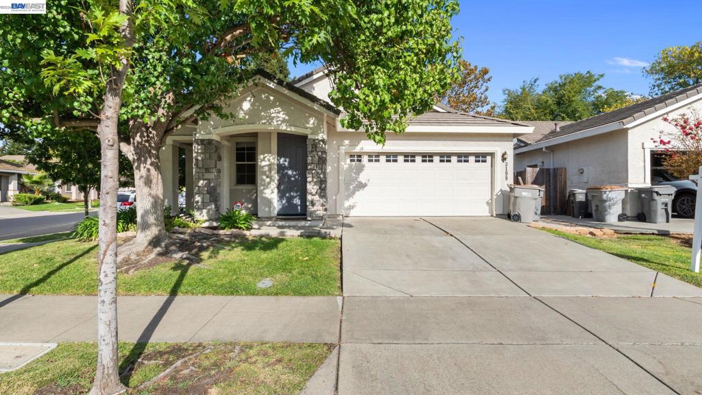 3199 Maui St Property Photo 1