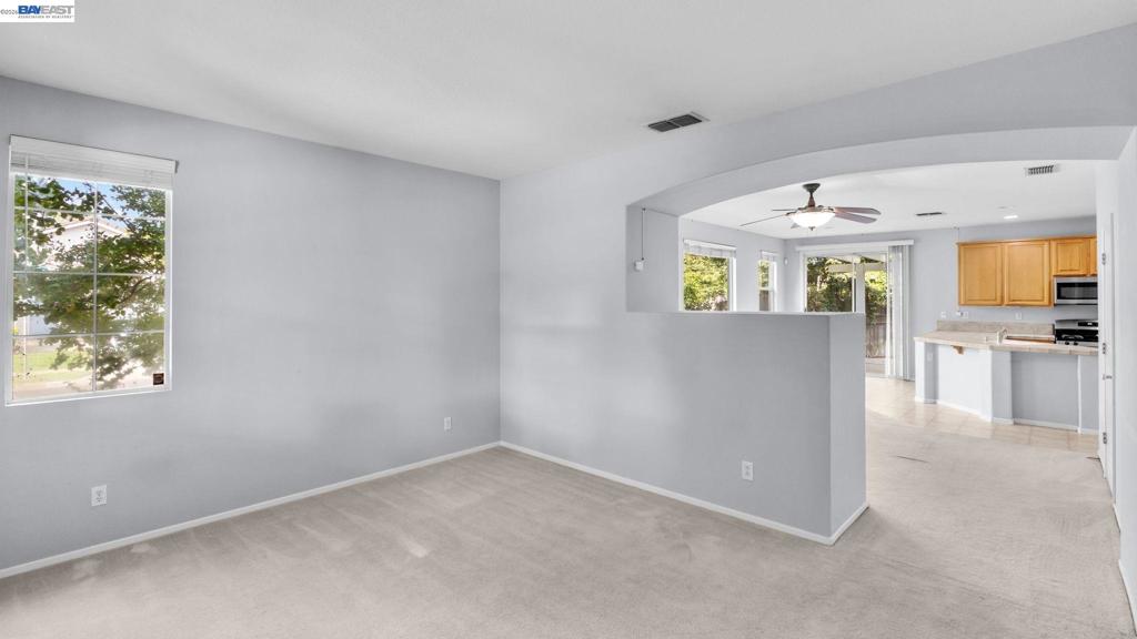 3199 Maui St Property Photo 4