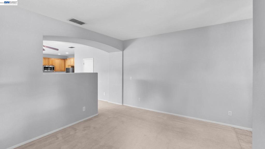3199 Maui St Property Photo 6