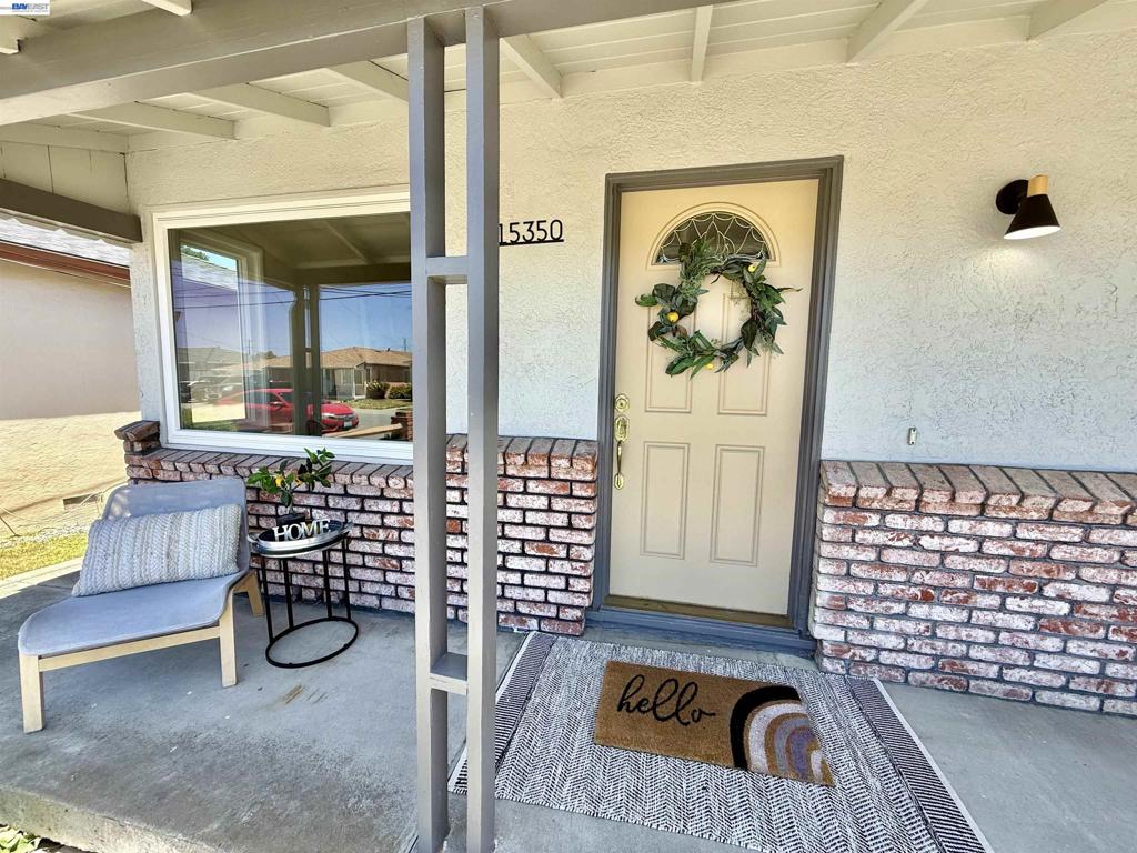 15350 Dewey St Property Photo 5