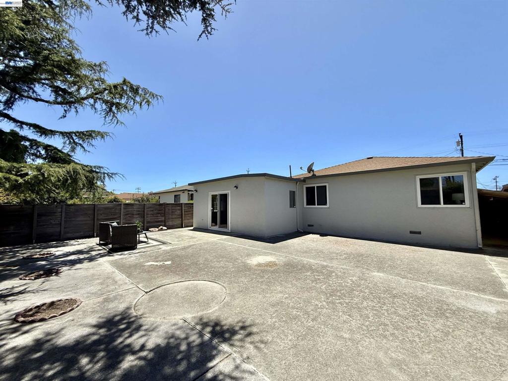 15350 Dewey St Property Photo 56