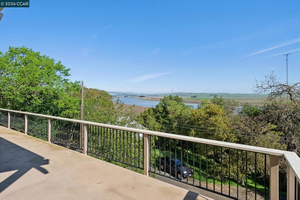 66 Bridge Rd Property Photo 8
