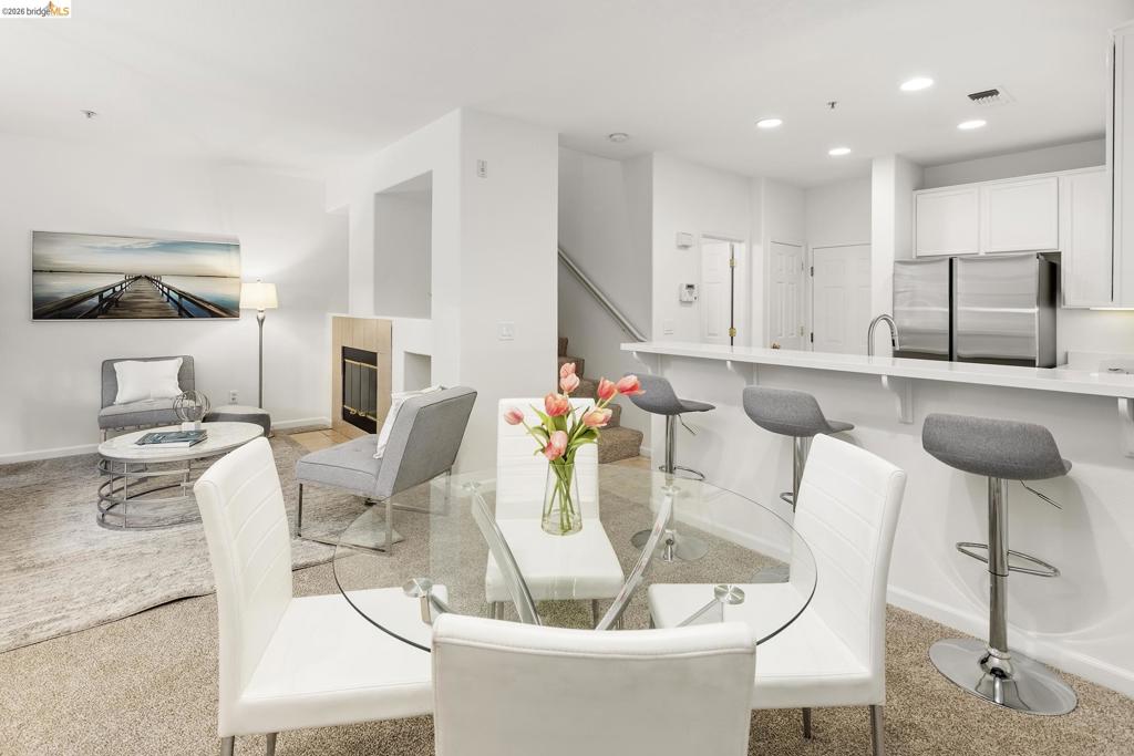 710 City Walk Pl 1 Property Photo 11