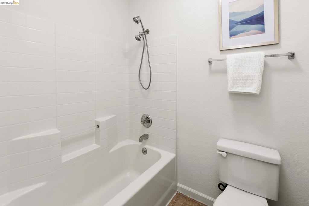 710 City Walk Pl 1 Property Photo 26