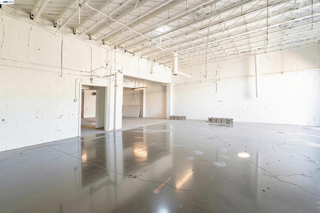 7108 International Blvd. Property Photo 25
