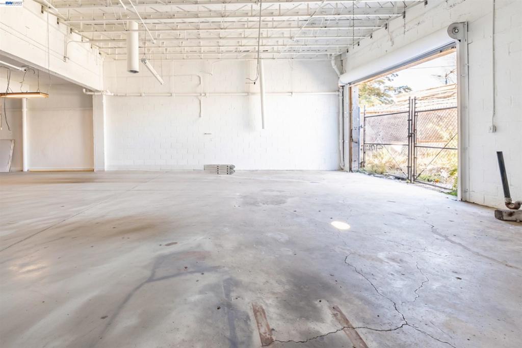 7108 International Blvd. Property Photo 33