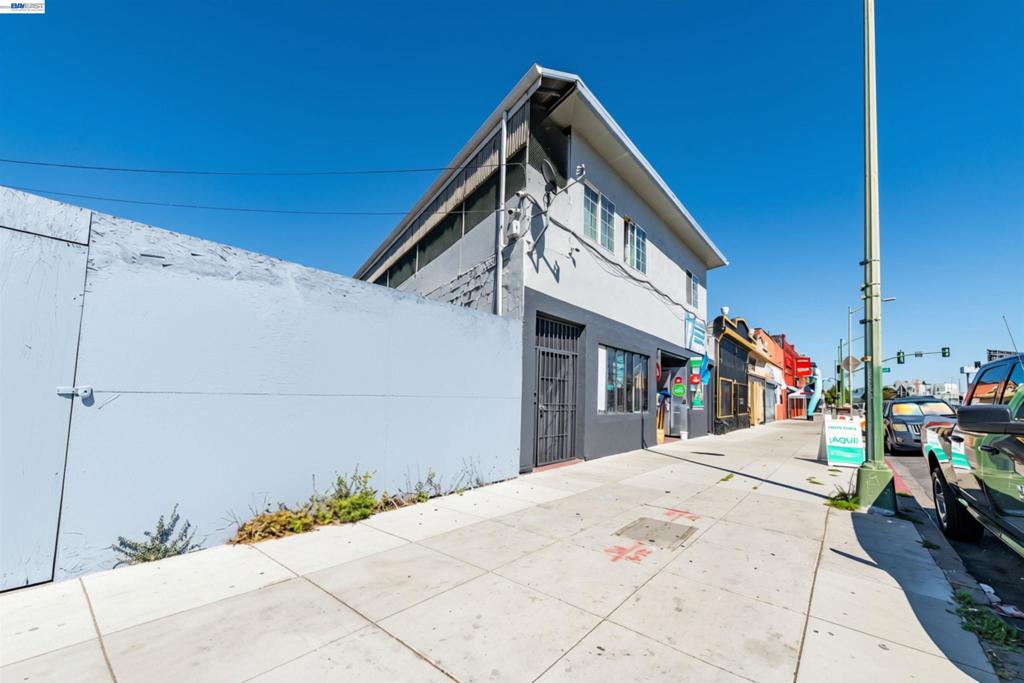 7108 International Blvd. Property Photo 46