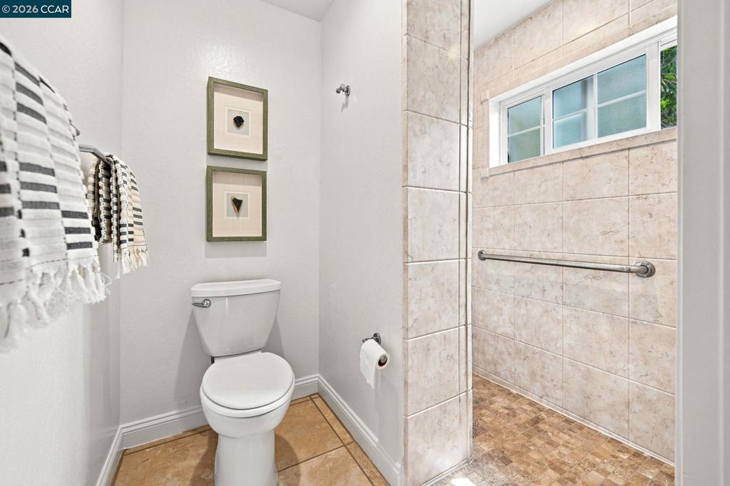 1624 Lynwood Dr Property Photo 20