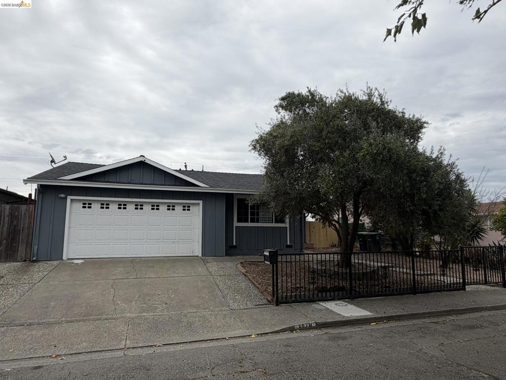 1178 Roleen Drive Property Photo 1