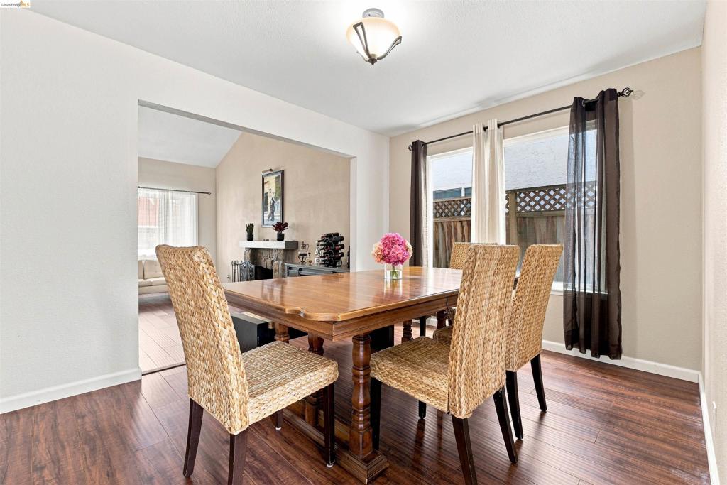 1823 Daltrey Way Property Photo 9