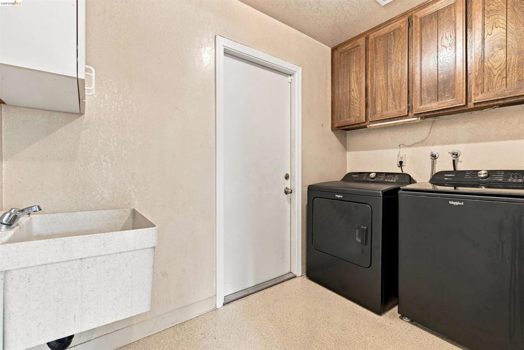 1823 Daltrey Way Property Photo 21