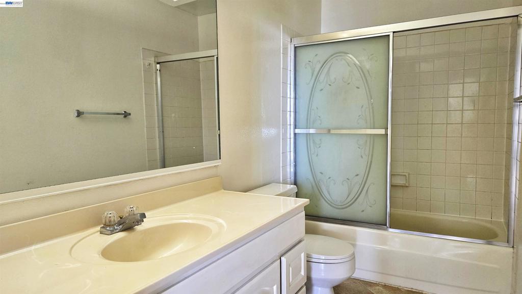 555 Pierce St 937 Property Photo 20