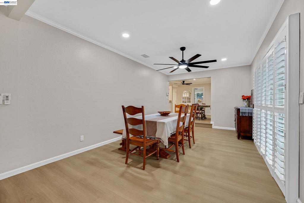 34232 Atteridge Pl Property Photo 14