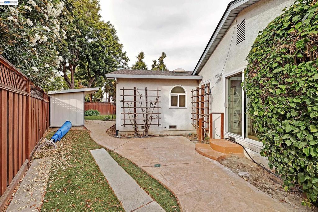 34232 Atteridge Pl Property Photo 47