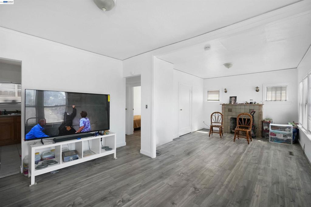 41146054 Property Photo 7