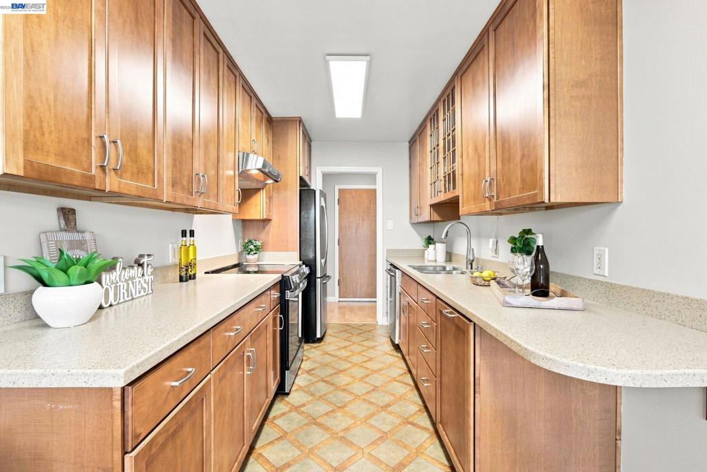 2137 Otis Dr 101 Property Photo 10